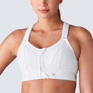 Sports Bra white size xl as seen on tik tok NEW